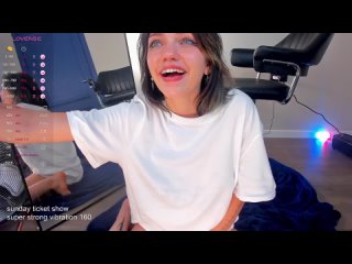 blue eye twinkle / lisa milkis | chaturbate